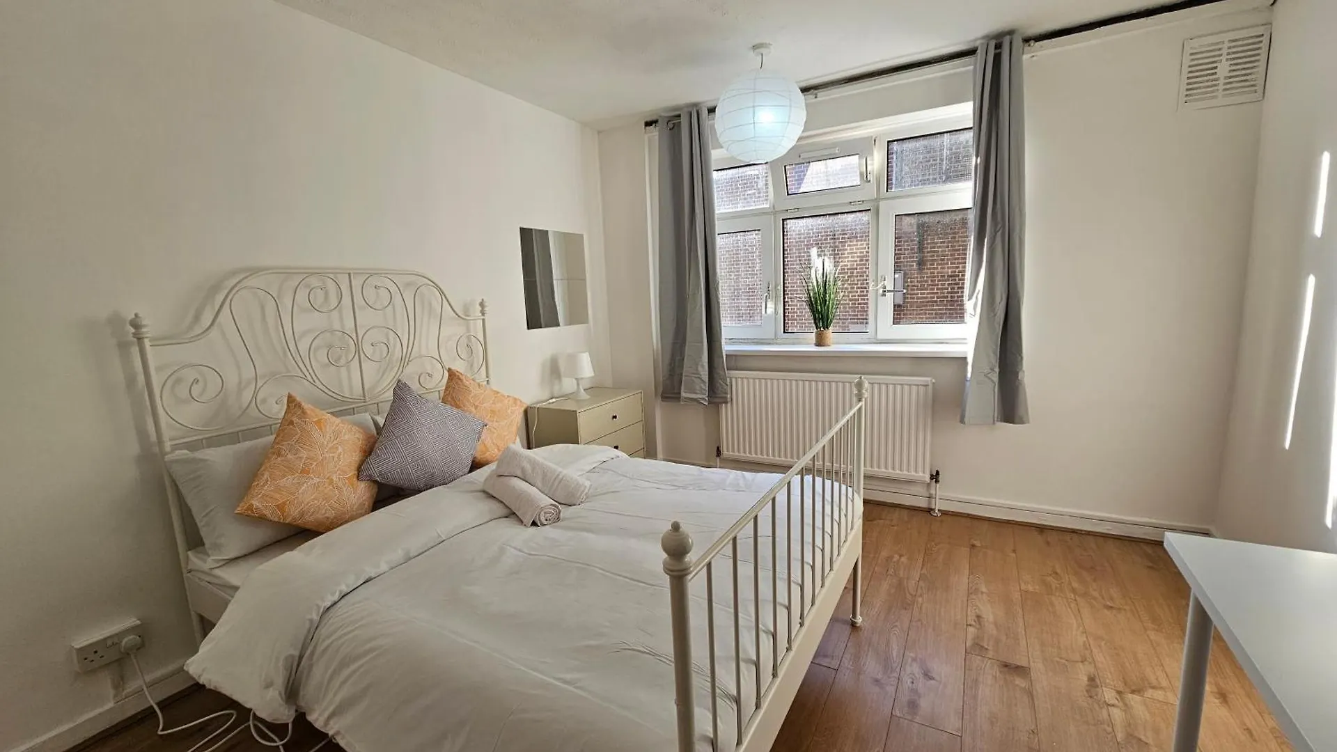 Homestay Towerhill Rooms London United Kingdom